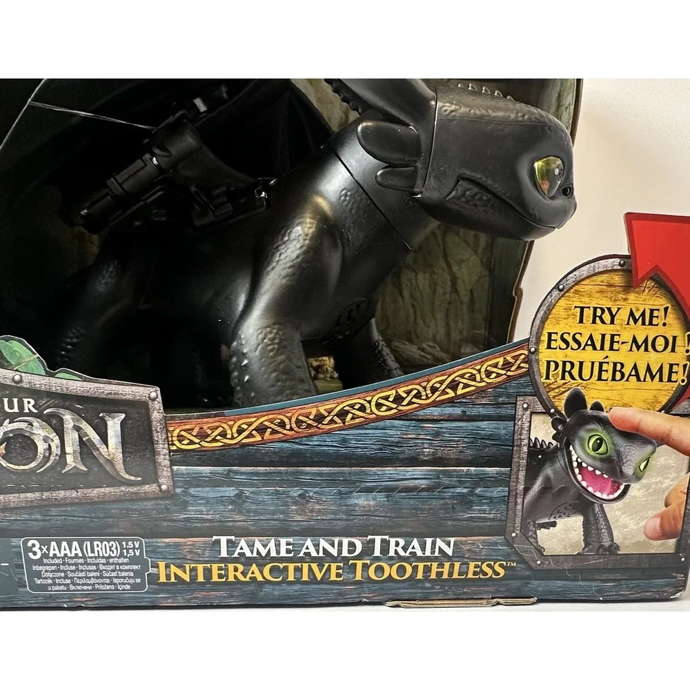 How to Train Your Dragon Interactive Toothless Dragon Figure Tame Train Sounds